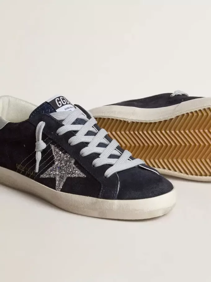 Super-Star da donna in pelle scamosciata blu, stella glitterata argento e tallone in pelle Super-Star da donna in pelle scamosciata blu, stella glitterata argento e tallone in pelle
