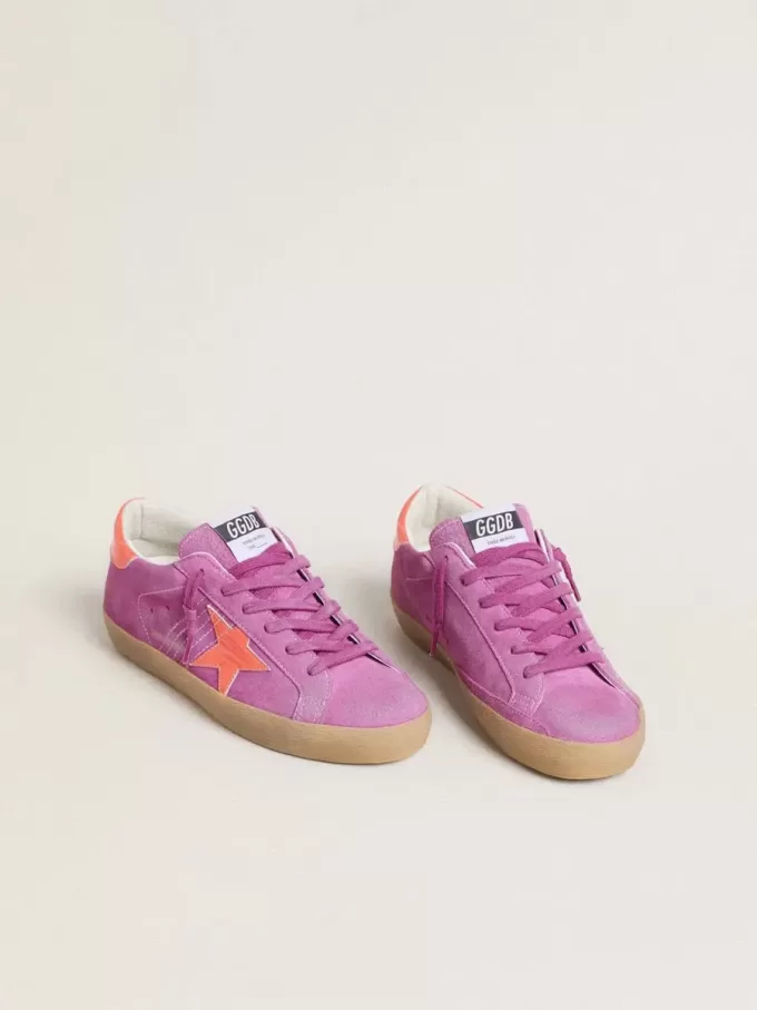 Super-Star da donna in pelle scamosciata fucsia con stella e tallone in pelle laminata arancione fluorescente Super-Star da donna in pelle scamosciata fucsia con stella e tallone in pelle laminata arancione fluorescente