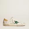 Super-Star da uomo con stella in pelle scamosciata verde e linguetta sul tallone in pelle con stampa cocco gialla Super-Star da uomo con stella in pelle scamosciata verde e linguetta sul tallone in pelle con stampa cocco gialla