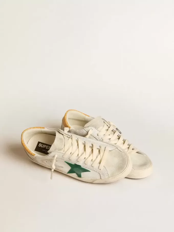 Super-Star da uomo con stella in pelle scamosciata verde e linguetta sul tallone in pelle con stampa cocco gialla Super-Star da uomo con stella in pelle scamosciata verde e linguetta sul tallone in pelle con stampa cocco gialla