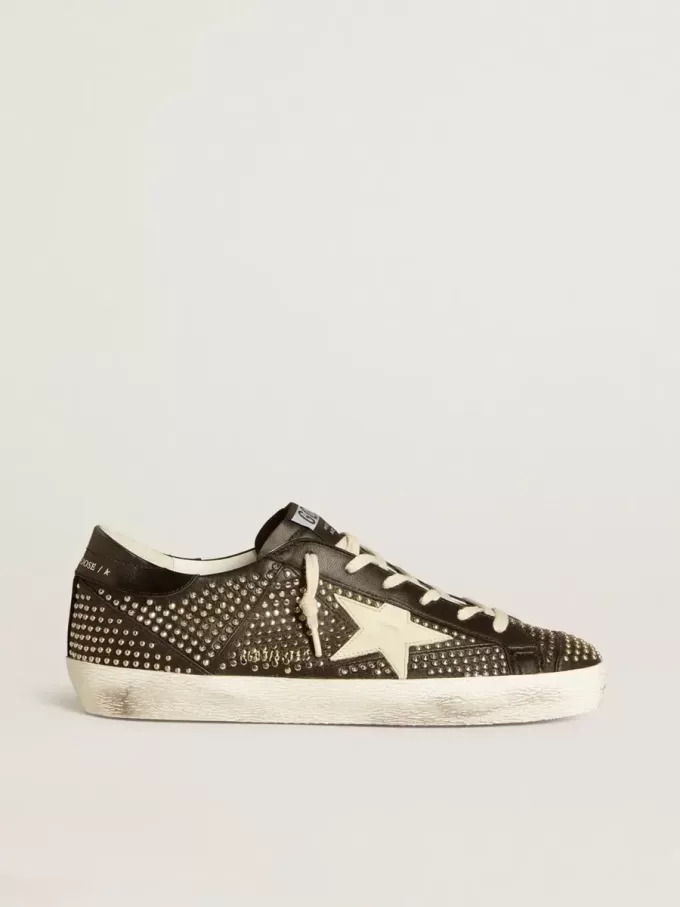 Super-Star da uomo in nappa nera borchiata con stella in pelle bianca