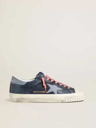 Super-Star in pelle blu navy con stella e linguetta sul tallone in pelle azzurra Super-Star in pelle blu navy con stella e linguetta sul tallone in pelle azzurra
