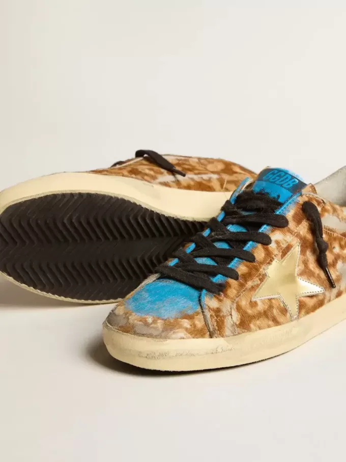 Super-Star LAB da uomo in pelle di pony leopardata con stella dorata e linguetta grigia sul tallone Super-Star LAB da uomo in pelle di pony leopardata con stella dorata e linguetta grigia sul tallone