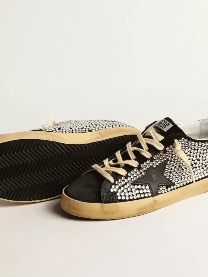 Super-Star LTD con cristalli Swarovski e stella in pelle nera Super-Star LTD con cristalli Swarovski e stella in pelle nera