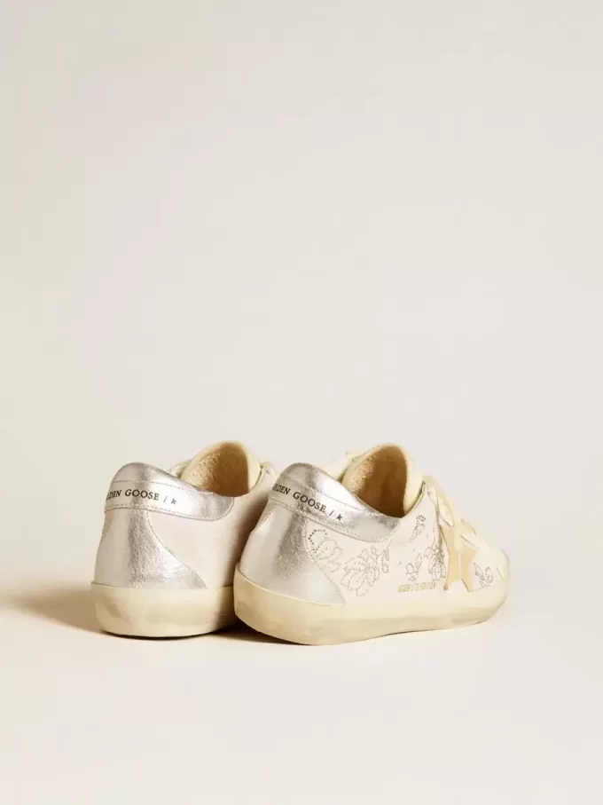 Super-Star LTD da donna con cristalli Swarovski e stella in pelle grigio fumo Super-Star LTD da donna con cristalli Swarovski e stella in pelle grigio fumo