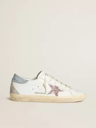 Super-Star LTD da donna con stella glitterata multicolore e linguetta in pelle scamosciata sul tallone Super-Star LTD da donna con stella glitterata multicolore e linguetta in pelle scamosciata sul tallone