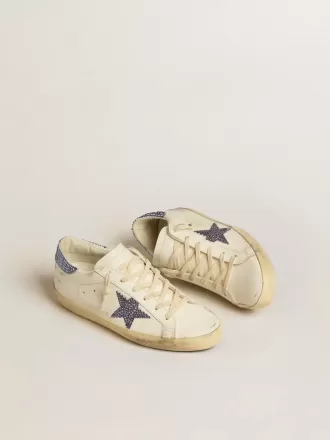 Super-Star LTD da donna con stella in pelle scamosciata e linguetta sul tallone con cristalli Swarovski Super-Star LTD da donna con stella in pelle scamosciata e linguetta sul tallone con cristalli Swarovski