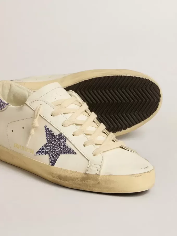 Super-Star LTD da donna con stella in pelle scamosciata e linguetta sul tallone con cristalli Swarovski Super-Star LTD da donna con stella in pelle scamosciata e linguetta sul tallone con cristalli Swarovski