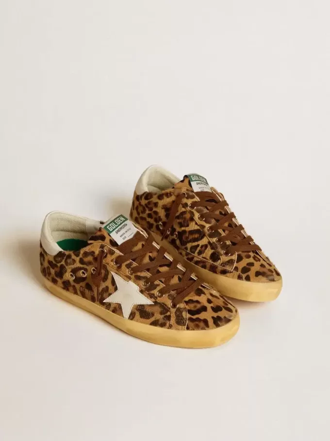 Super-Star LTD da donna in pelle di cavallino con stampa leopardata, stella in pelle e linguetta sul tallone Super-Star LTD da donna in pelle di cavallino con stampa leopardata, stella in pelle e linguetta sul tallone