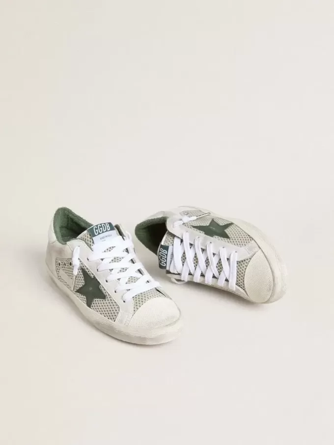 Super-Star LTD da donna in pelle scamosciata bianca e mesh con stella in pelle verde e linguetta sul tallone in pelle argentata