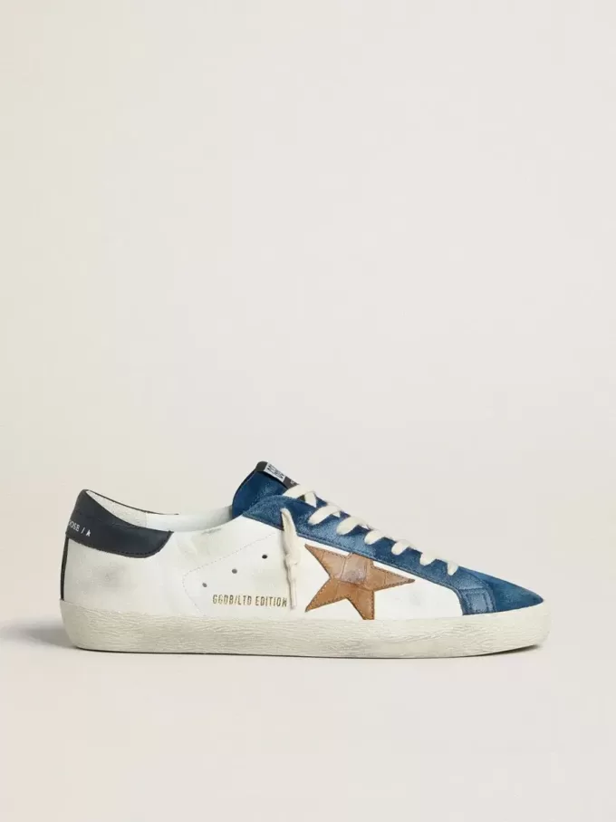 Super-Star LTD da uomo con stella in pelle color tabacco con stampa cocco e linguetta sul tallone in pelle nera Super-Star LTD da uomo con stella in pelle color tabacco con stampa cocco e linguetta sul tallone in pelle nera