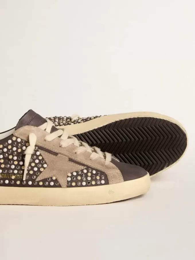 Super-Star LTD in nabuk grigio con perle Swarovski e stella in pelle scamosciata Super-Star LTD in nabuk grigio con perle Swarovski e stella in pelle scamosciata