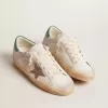 Super-Star LTD in pelle scamosciata con stella in pelle rosa e linguetta verde sul tallone