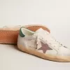 Super-Star LTD in pelle scamosciata con stella in pelle rosa e linguetta verde sul tallone