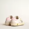 Super-Star Young con stella in pelle argentata e linguetta rosa sul tallone Super-Star Young con stella in pelle argentata e linguetta rosa sul tallone