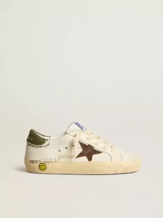 Super-Star Young in nappa con stella in pelle scamosciata e linguetta verde sul tallone