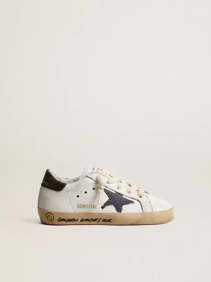 Super-Star Young in nappa con stella stampata e linguetta nera sul tallone