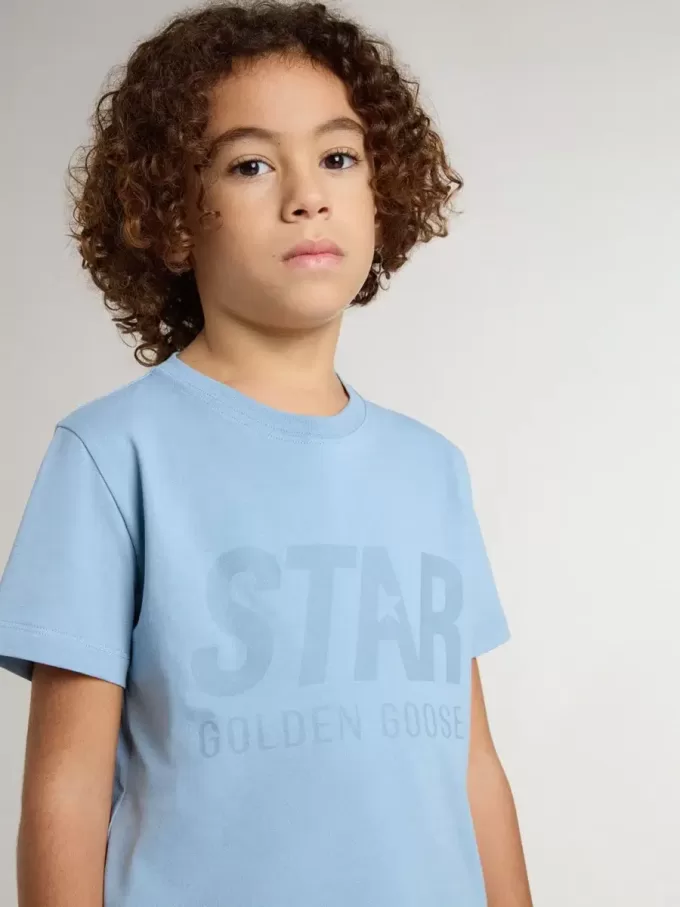 T-shirt azzurra con stampa per bambino T-shirt azzurra con stampa per bambino