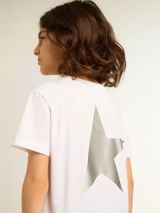 T-shirt bianca con logo argentato a contrasto sul davanti