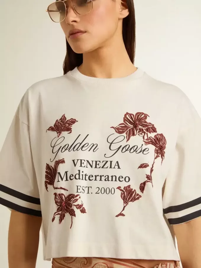T-shirt corta oversize da donna in jersey bianco con ricami e stampa “Venezia Mediterraneo”