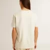 T-shirt da donna in bianco invecchiato con logo sul petto