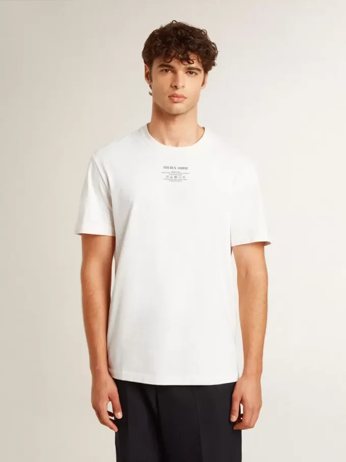 T-shirt da uomo in cotone bianco consumato con scritte nere T-shirt da uomo in cotone bianco consumato con scritte nere