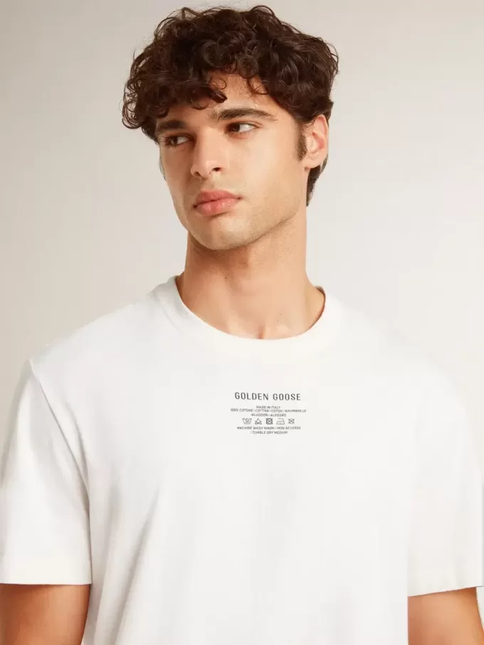 T-shirt da uomo in cotone bianco consumato con scritte nere T-shirt da uomo in cotone bianco consumato con scritte nere