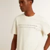 T-shirt da uomo in cotone bianco invecchiato con stampa e ricamo T-shirt da uomo in cotone bianco invecchiato con stampa e ricamo