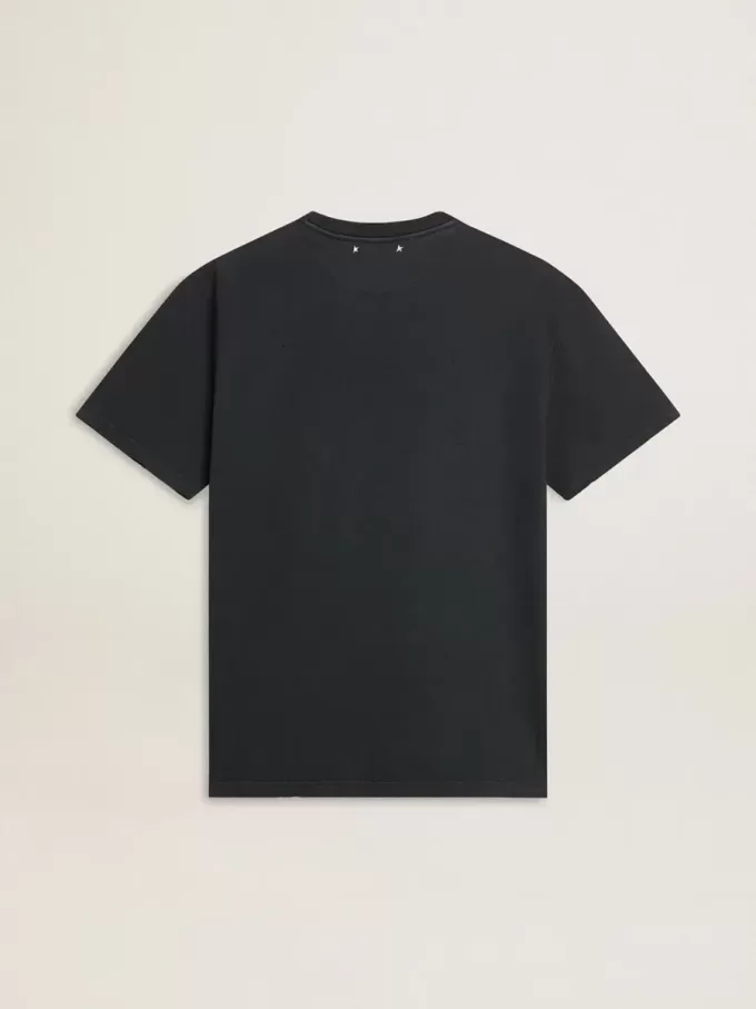 T-shirt da uomo in cotone nero consumato con stampa sul davanti T-shirt da uomo in cotone nero consumato con stampa sul davanti