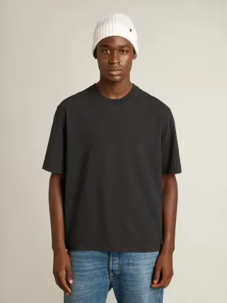 T-shirt in nero lavato con logo rovesciato sul retro – Capsule Jersey