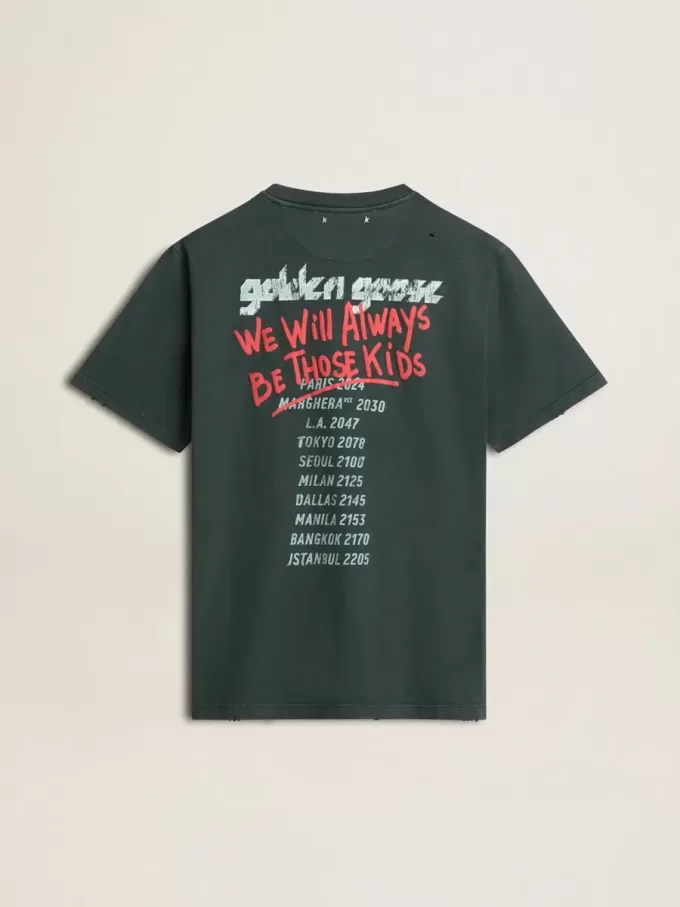 T-shirt nera con stampa multicolore