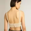 Top da donna con collana di perle Top da donna con collana di perle