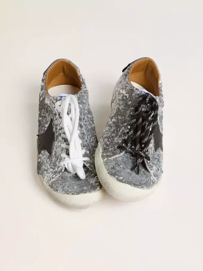 True-Star da donna con paillettes argentate, stella nera e linguetta sul tallone in pelle argentata