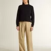 True-Star da donna in pelle nappa bianca con stella dorata e linguetta sul tallone in pelle scamosciata beige True-Star da donna in pelle nappa bianca con stella dorata e linguetta sul tallone in pelle scamosciata beige