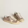 V-Star da donna in pelle scamosciata metallizzata marrone chiaro con stella in pelle color crema