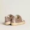 V-Star da donna in pelle scamosciata metallizzata marrone chiaro con stella in pelle color crema