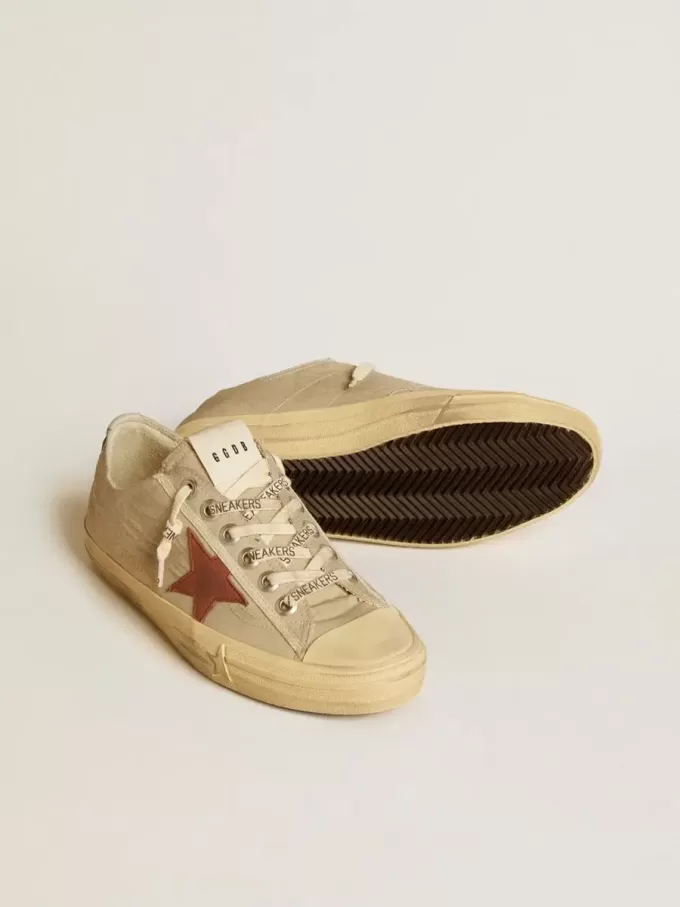 V-Star in nylon color quarzo con stella in nabuk rosso mattone