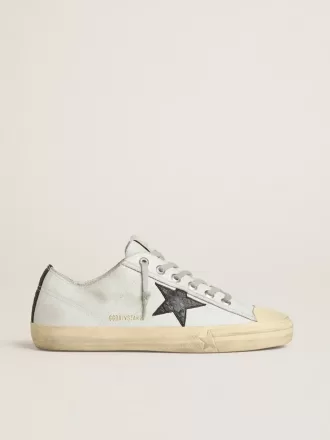 V-Star in pelle con stella e linguetta sul tallone in pelle nera con stampa cocco