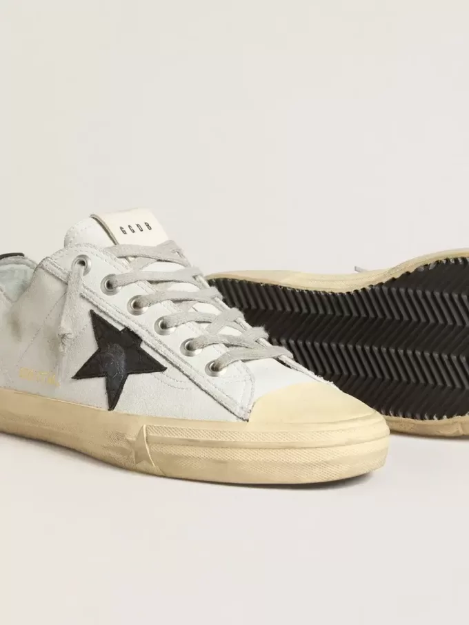 V-Star in pelle con stella e linguetta sul tallone in pelle nera con stampa cocco