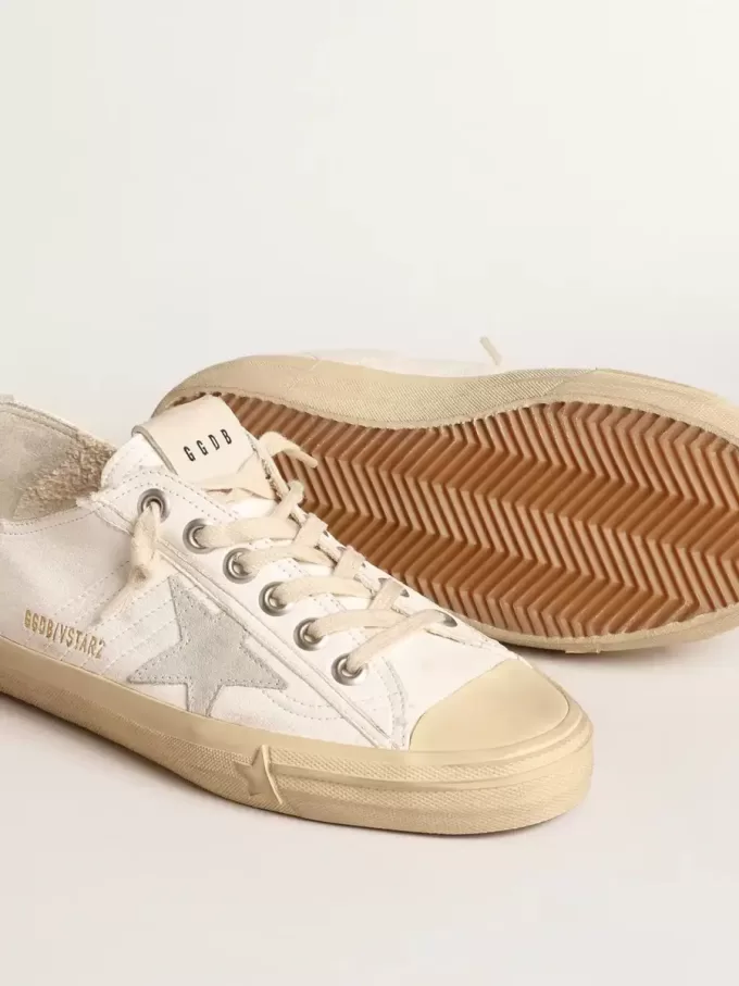 V-Star in pelle nappa con stella e linguetta sul tallone in camoscio grigio ghiaccio
