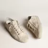 V-Star in tela color crema chiaro con stella in pelle bianco latte