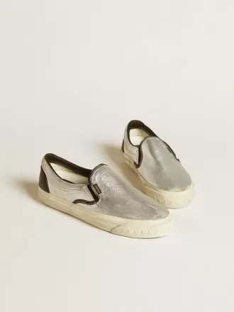 VCE Penstar da donna in pelle metallizzata argento con linguetta sul tallone in pelle nera
