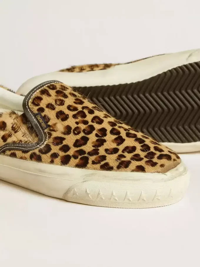 VCE Penstar da uomo in pelle di pony con stampa leopardata e linguetta sul tallone in pelle nera