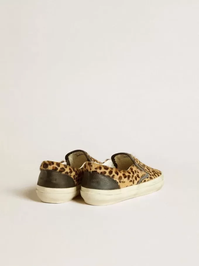 VCE Penstar da uomo in pelle di pony con stampa leopardata e linguetta sul tallone in pelle nera