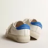 White May Teen con stella in pelle scamosciata grigia e linguetta blu sul tallone
