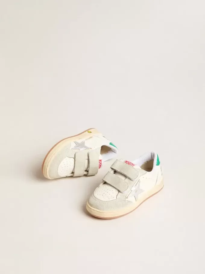 Young Ball Star con stella argentata e linguetta sul tallone in pelle scamosciata verde