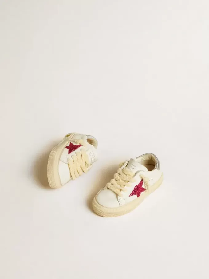 Young May con stella glitterata fucsia e linguetta sul tallone in pelle metallizzata