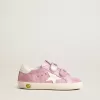 Young Old School in pelle scamosciata rosa metallizzata con stella e linguetta sul tallone in pelle bianca Young Old School in pelle scamosciata rosa metallizzata con stella e linguetta sul tallone in pelle bianca