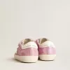Young Old School in pelle scamosciata rosa metallizzata con stella e linguetta sul tallone in pelle bianca Young Old School in pelle scamosciata rosa metallizzata con stella e linguetta sul tallone in pelle bianca