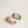 Young Super-Star glitterata con stella in pelle scamosciata e linguetta sul tallone